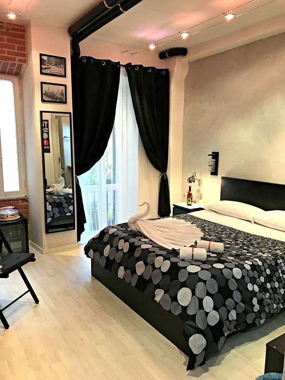 Moonlight Inn Guesthouse Рим Экстерьер фото
