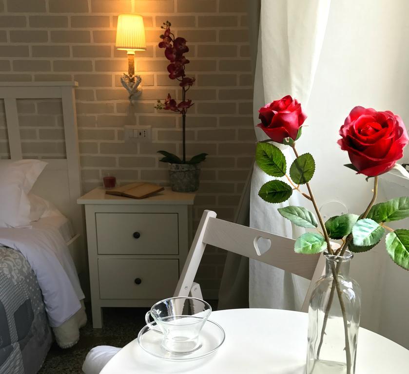 Moonlight Inn Guesthouse Рим Экстерьер фото