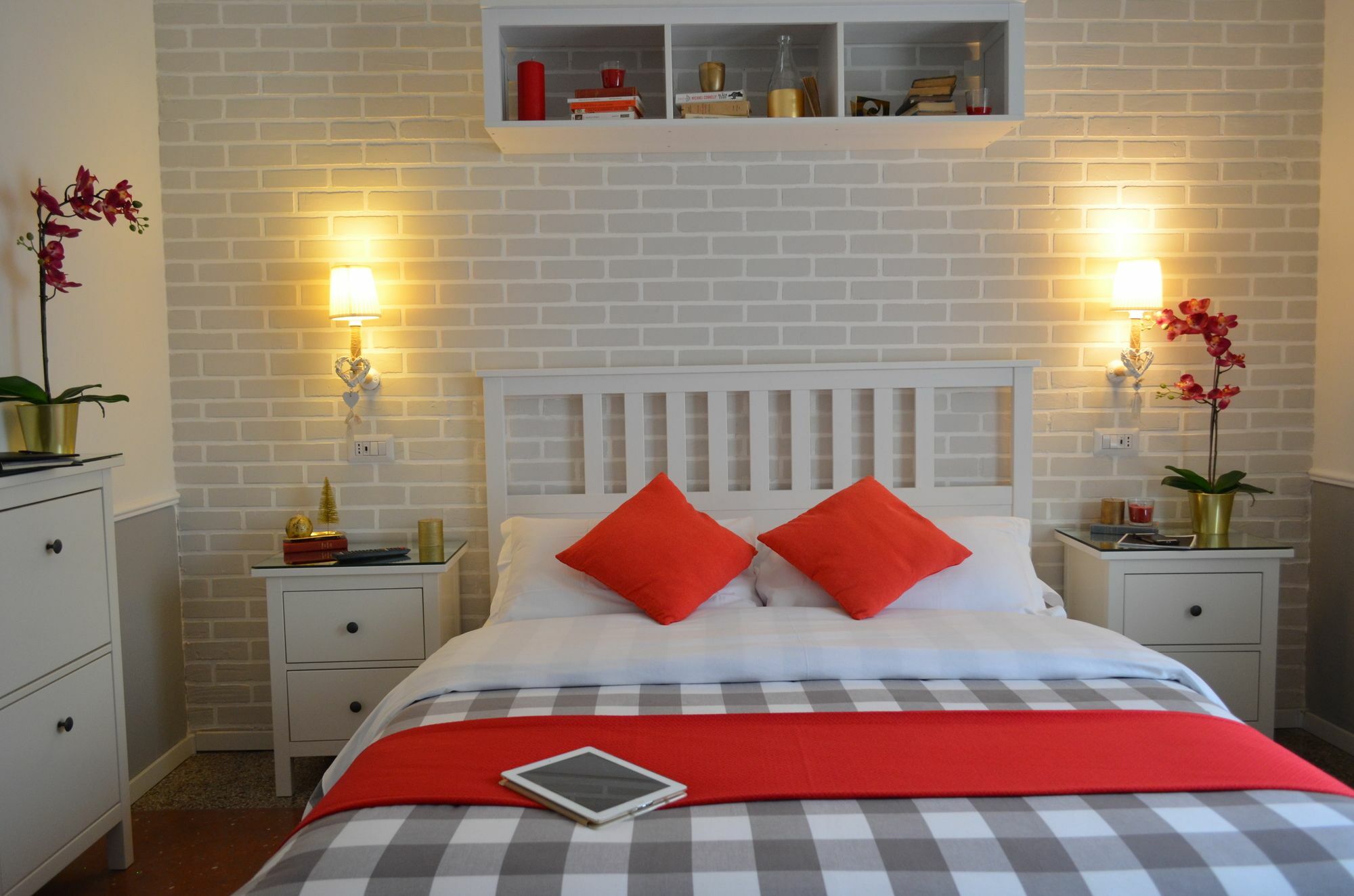 Moonlight Inn Guesthouse Рим Экстерьер фото