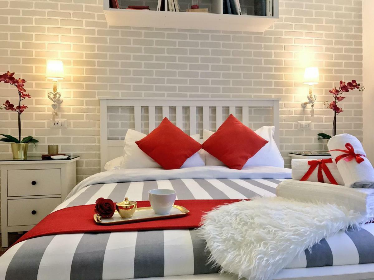 Moonlight Inn Guesthouse Рим Экстерьер фото