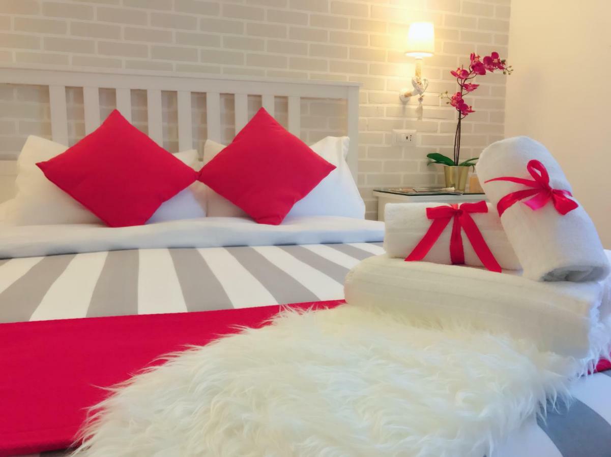 Moonlight Inn Guesthouse Рим Экстерьер фото