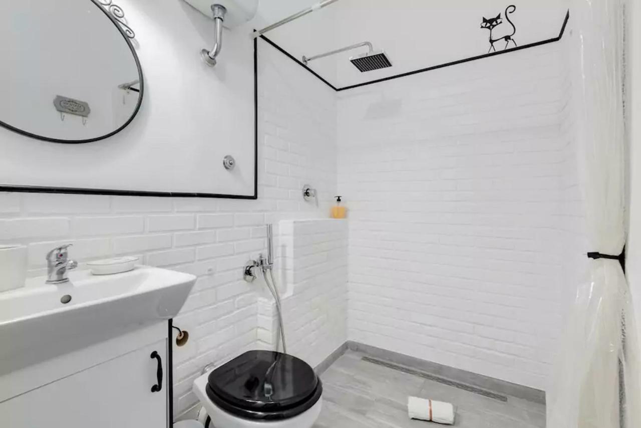 Moonlight Inn Guesthouse Рим Экстерьер фото