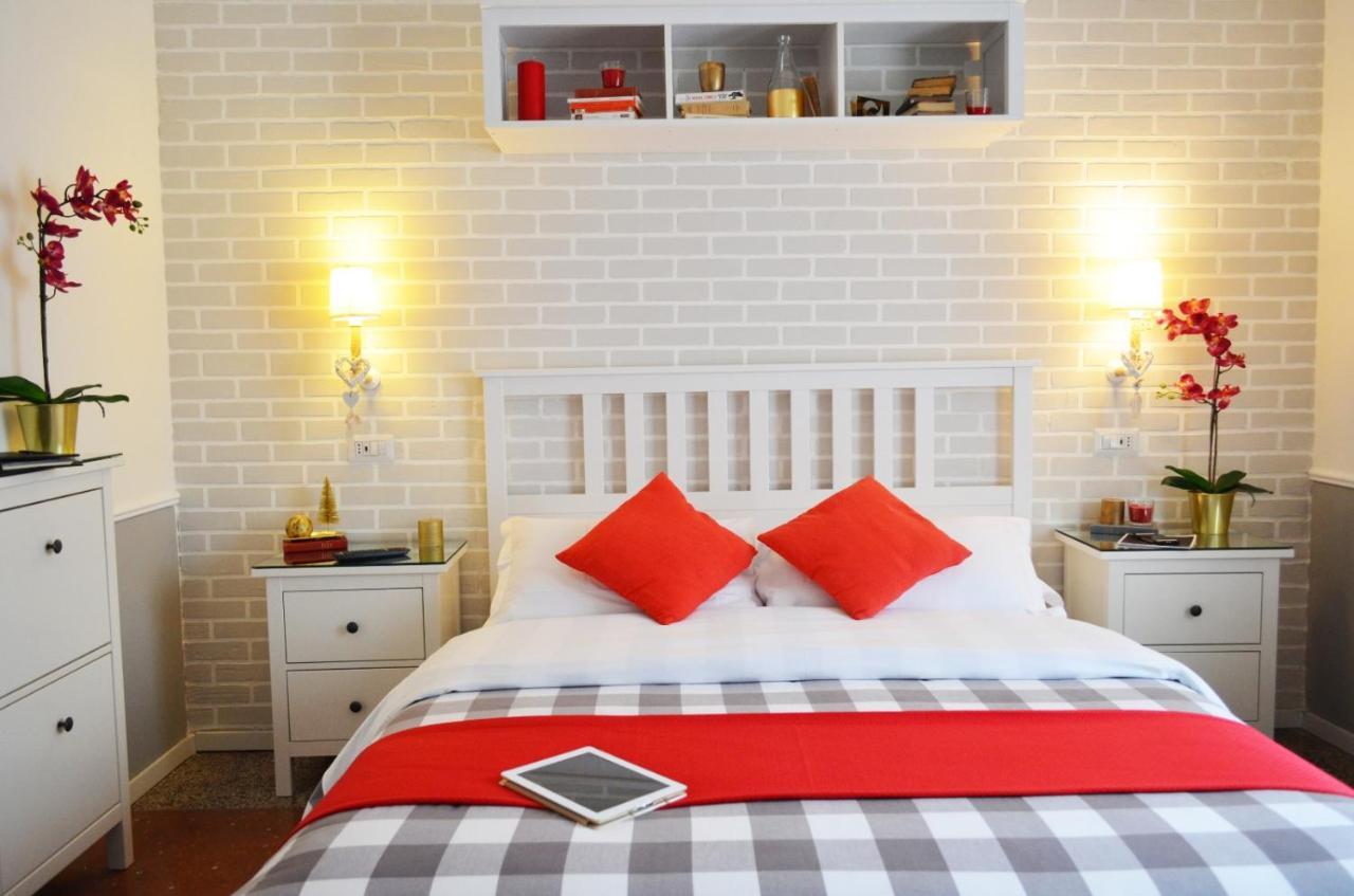 Moonlight Inn Guesthouse Рим Экстерьер фото